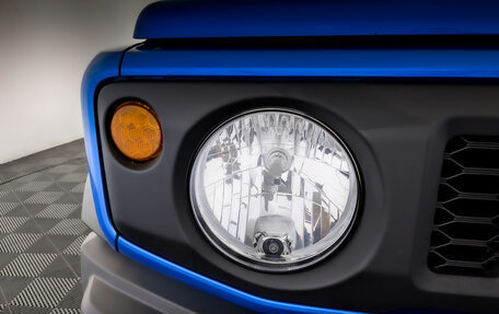 Suzuki Jimny, 2020 год, 2 550 000 рублей, 18 фотография