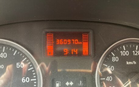 Renault Logan I, 2012 год, 370 000 рублей, 2 фотография
