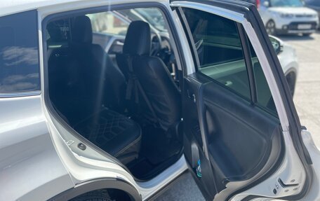 Toyota RAV4, 2016 год, 2 200 000 рублей, 11 фотография