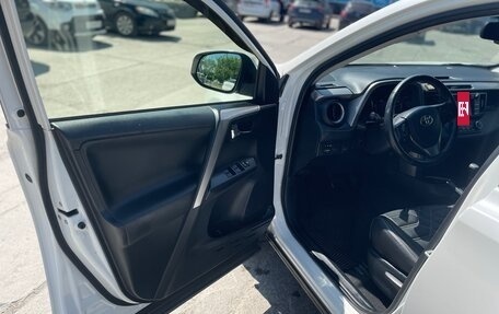 Toyota RAV4, 2016 год, 2 200 000 рублей, 8 фотография