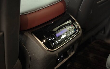 Infiniti QX80, 2024 год, 16 100 000 рублей, 15 фотография