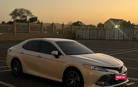 Toyota Camry, 2019 год, 2 850 000 рублей, 1 фотография
