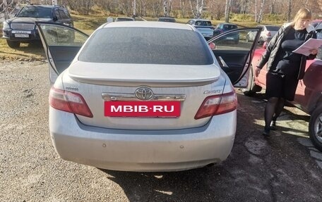 Toyota Camry, 2010 год, 840 000 рублей, 3 фотография