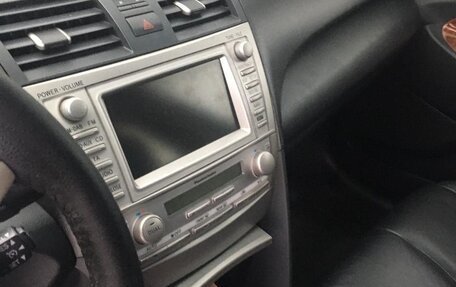 Toyota Camry, 2010 год, 840 000 рублей, 12 фотография