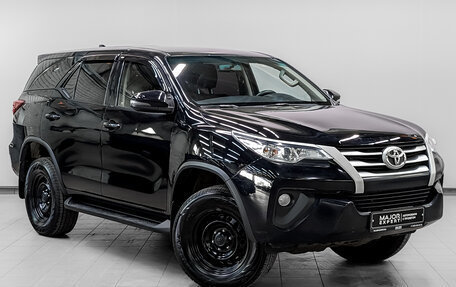 Toyota Fortuner II, 2018 год, 2 770 000 рублей, 3 фотография