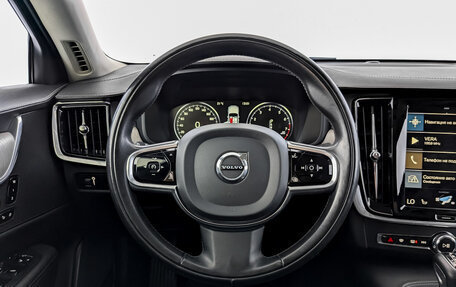 Volvo S90 II рестайлинг, 2021 год, 3 300 000 рублей, 22 фотография
