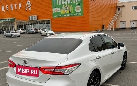 Toyota Camry, 2019 год, 2 850 000 рублей, 3 фотография
