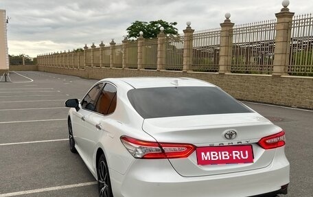 Toyota Camry, 2019 год, 2 850 000 рублей, 6 фотография