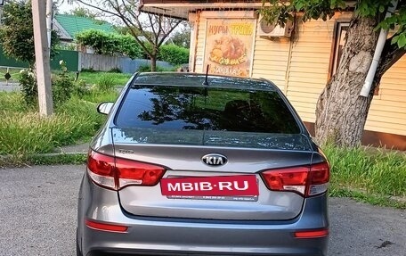 KIA Rio III рестайлинг, 2016 год, 990 000 рублей, 6 фотография