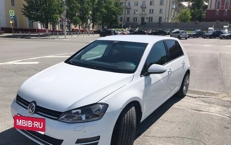Volkswagen Golf VII, 2014 год, 950 000 рублей, 3 фотография