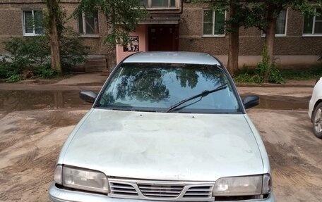 Nissan Avenir II, 1998 год, 155 000 рублей, 2 фотография