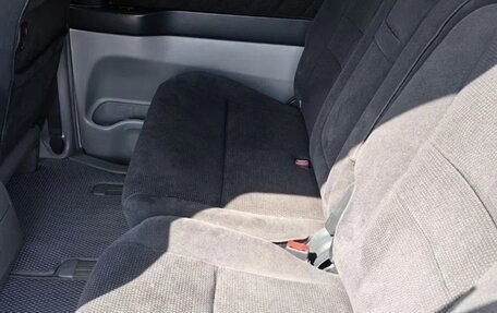 Toyota Alphard III, 2002 год, 1 400 000 рублей, 10 фотография