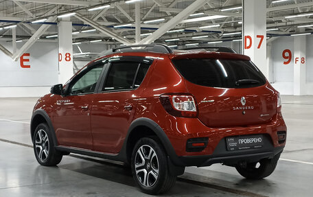 Renault Sandero II рестайлинг, 2018 год, 1 305 000 рублей, 7 фотография