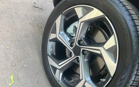 Geely Atlas, 2023 год, 2 750 000 рублей, 16 фотография