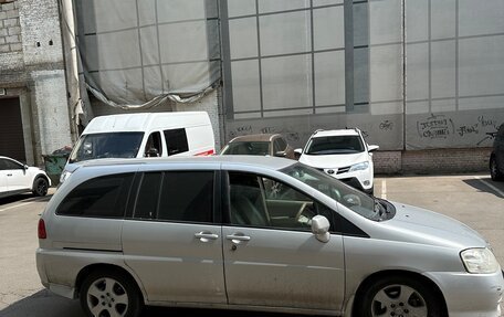 Nissan Prairie III, 2001 год, 435 000 рублей, 5 фотография