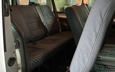 Renault Trafic, 2017 год, 2 250 000 рублей, 10 фотография