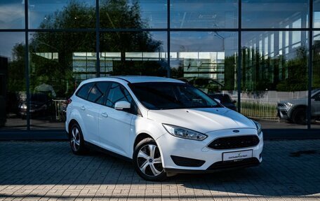Ford Focus III, 2017 год, 900 000 рублей, 4 фотография