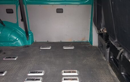 Volkswagen Transporter T5 рестайлинг, 2006 год, 1 350 000 рублей, 6 фотография