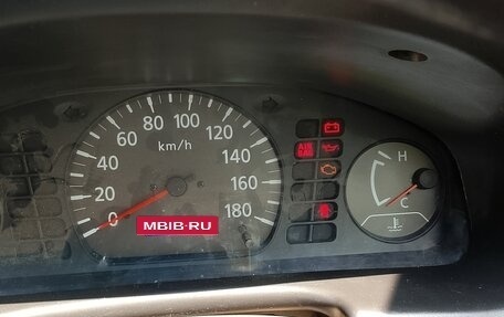 Nissan AD II, 1999 год, 400 000 рублей, 2 фотография