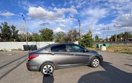 Hyundai Solaris II рестайлинг, 2011 год, 730 000 рублей, 7 фотография