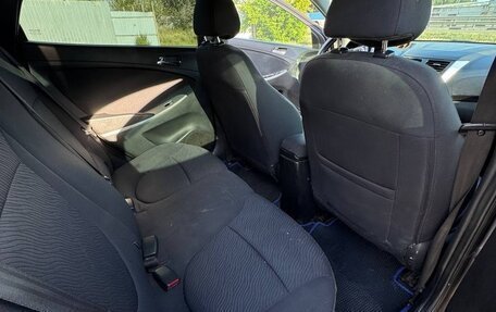 Hyundai Solaris II рестайлинг, 2011 год, 730 000 рублей, 11 фотография