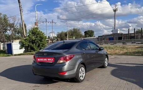 Hyundai Solaris II рестайлинг, 2011 год, 730 000 рублей, 6 фотография