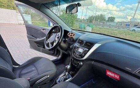 Hyundai Solaris II рестайлинг, 2011 год, 730 000 рублей, 9 фотография