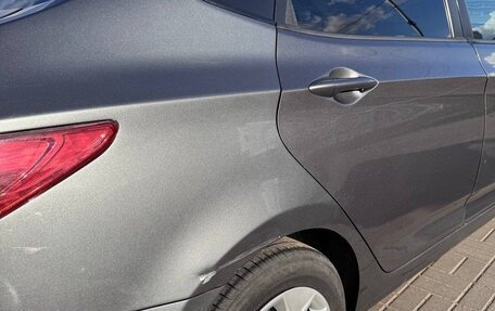 Hyundai Solaris II рестайлинг, 2011 год, 730 000 рублей, 17 фотография