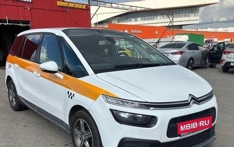 Citroen C4 Picasso II рестайлинг, 2018 год, 1 300 000 рублей, 2 фотография