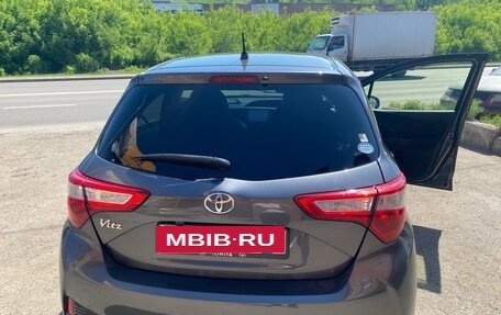 Toyota Vitz, 2018 год, 1 150 000 рублей, 4 фотография