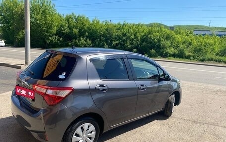 Toyota Vitz, 2018 год, 1 150 000 рублей, 3 фотография