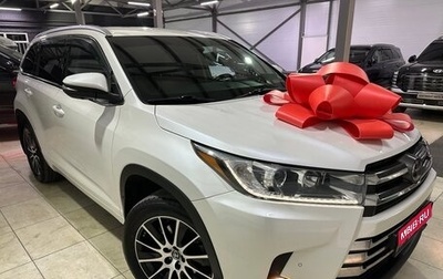 Toyota Highlander III, 2018 год, 3 850 000 рублей, 1 фотография