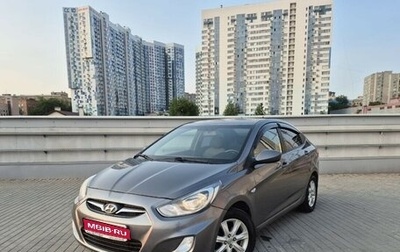 Hyundai Solaris II рестайлинг, 2011 год, 670 000 рублей, 1 фотография