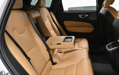 Volvo XC60 II, 2021 год, 4 190 000 рублей, 12 фотография