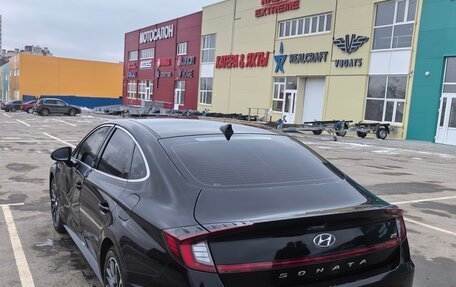Hyundai Sonata VIII, 2021 год, 2 300 000 рублей, 6 фотография