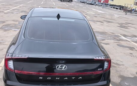 Hyundai Sonata VIII, 2021 год, 2 300 000 рублей, 4 фотография