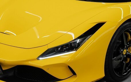 Ferrari F8, 2021 год, 24 000 000 рублей, 2 фотография