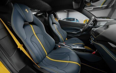 Ferrari F8, 2021 год, 24 000 000 рублей, 28 фотография