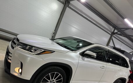 Toyota Highlander III, 2018 год, 3 850 000 рублей, 11 фотография