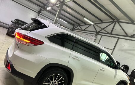 Toyota Highlander III, 2018 год, 3 850 000 рублей, 12 фотография