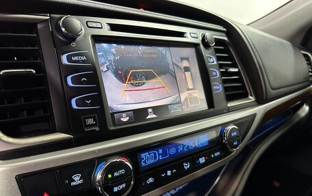 Toyota Highlander III, 2018 год, 3 850 000 рублей, 26 фотография