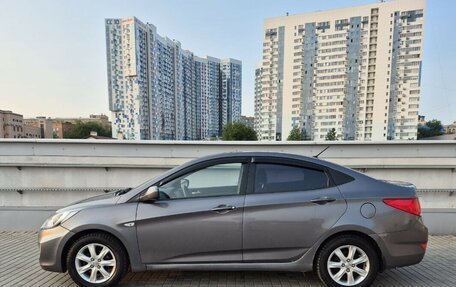 Hyundai Solaris II рестайлинг, 2011 год, 670 000 рублей, 5 фотография