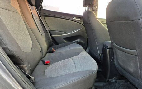 Hyundai Solaris II рестайлинг, 2011 год, 670 000 рублей, 10 фотография