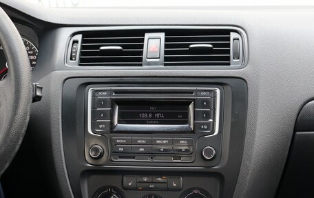 Volkswagen Jetta VI, 2014 год, 989 000 рублей, 12 фотография