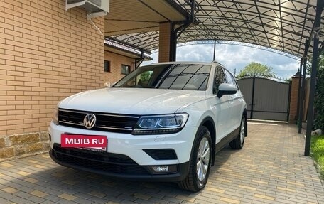 Volkswagen Tiguan II, 2020 год, 3 250 000 рублей, 2 фотография