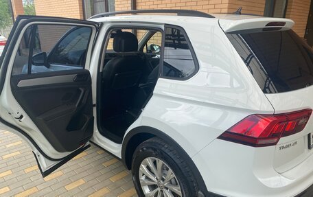 Volkswagen Tiguan II, 2020 год, 3 250 000 рублей, 24 фотография
