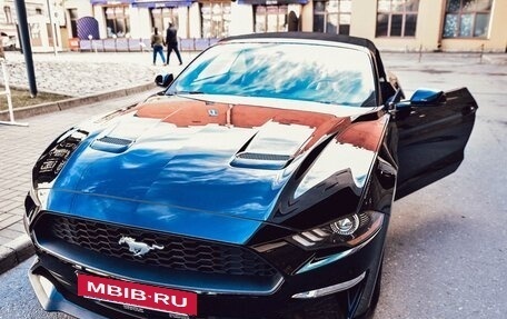 Ford Mustang VI рестайлинг, 2018 год, 3 490 000 рублей, 3 фотография