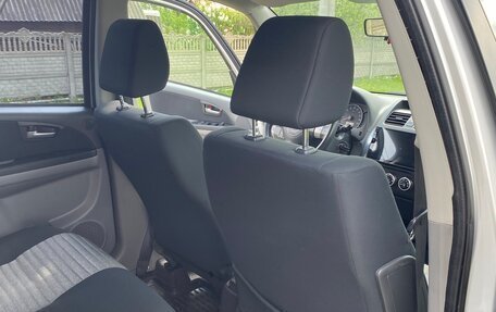 Suzuki SX4 II рестайлинг, 2008 год, 780 000 рублей, 13 фотография