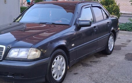 Mercedes-Benz C-Класс, 1998 год, 500 000 рублей, 3 фотография