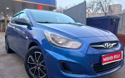 Hyundai Solaris II рестайлинг, 2012 год, 800 000 рублей, 1 фотография